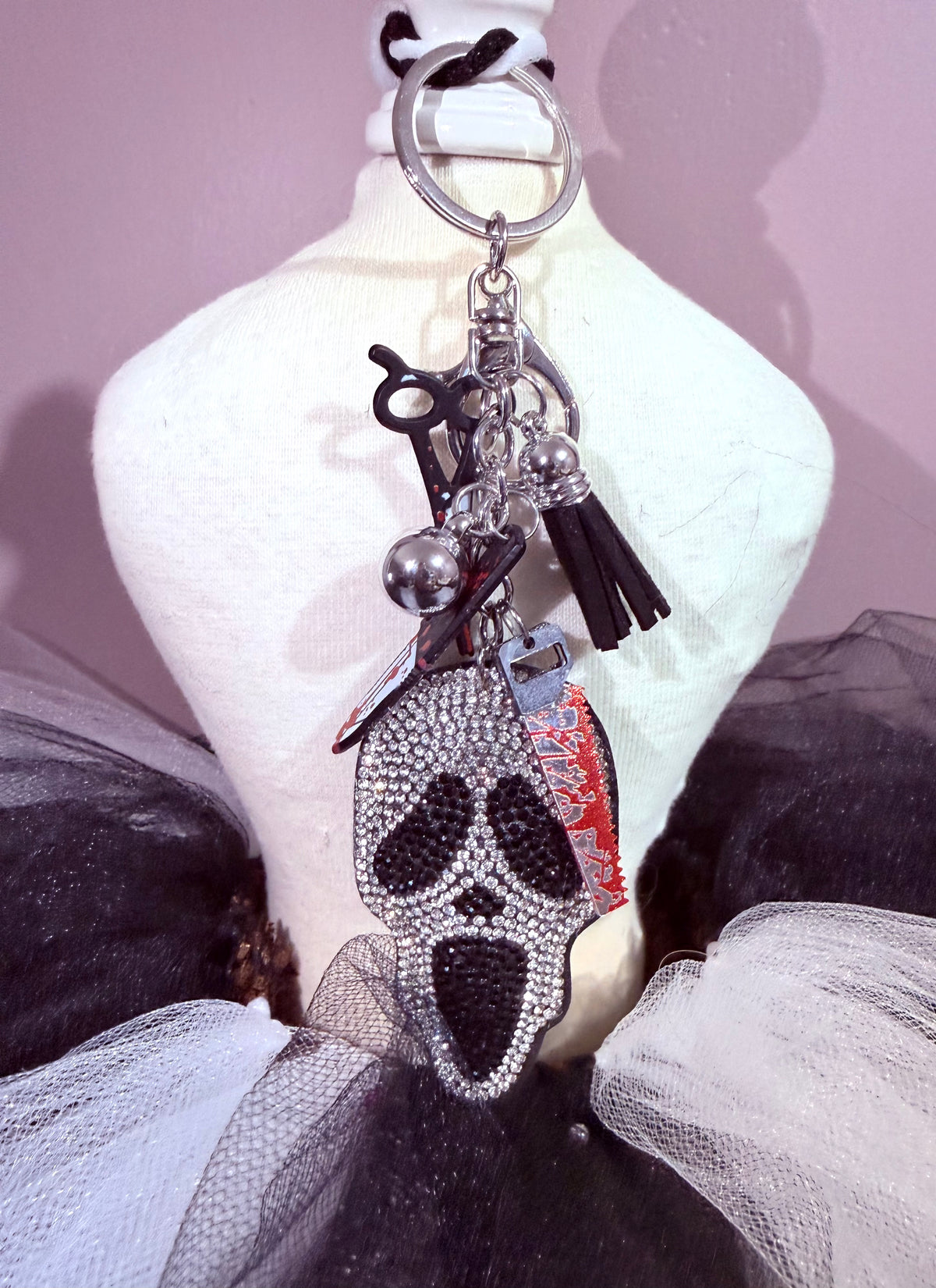 Ghostface Keychain 🖤🔪🩸