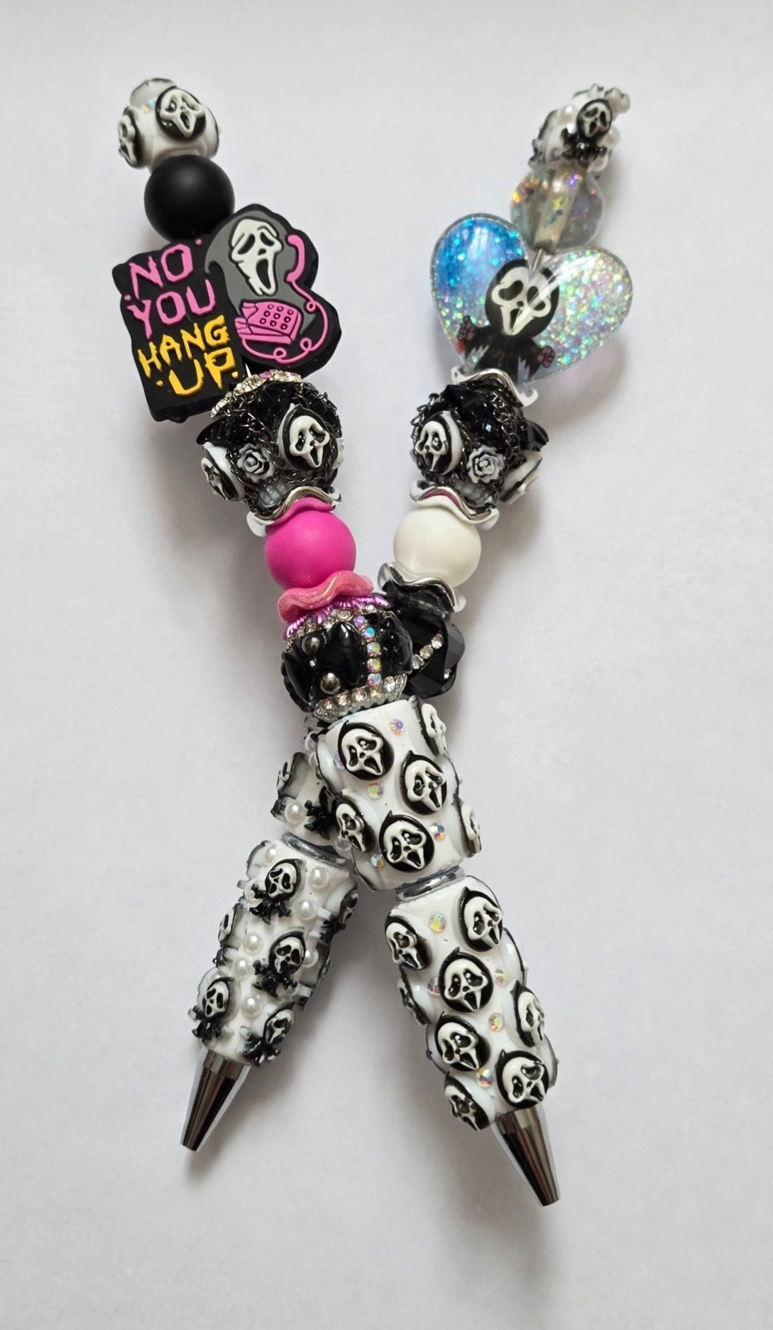 Ghostface Beaded Pen with Extension – Blue or Pink 👻💙💗