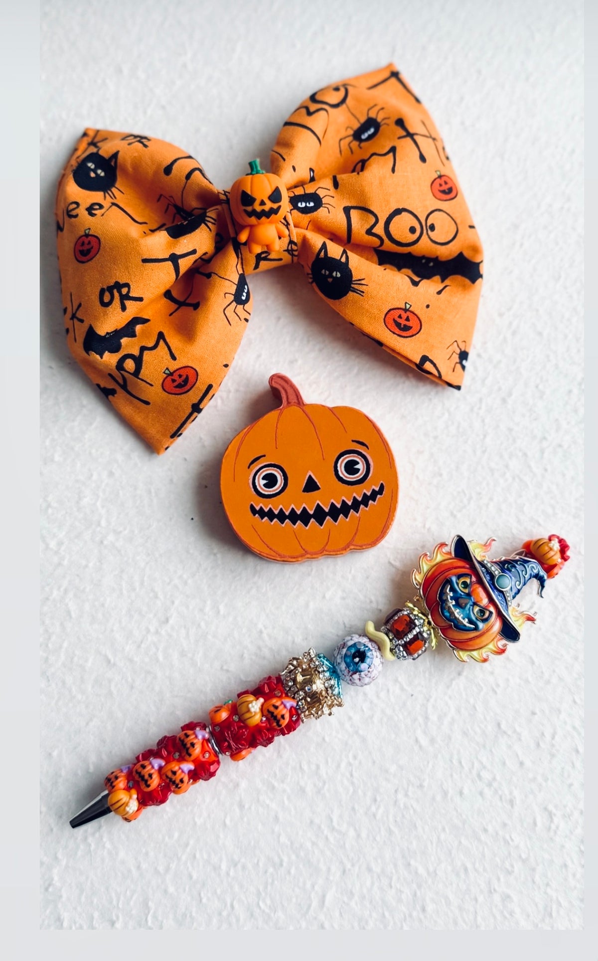 Vintage Halloween Gift Box – Spooky & Sweet