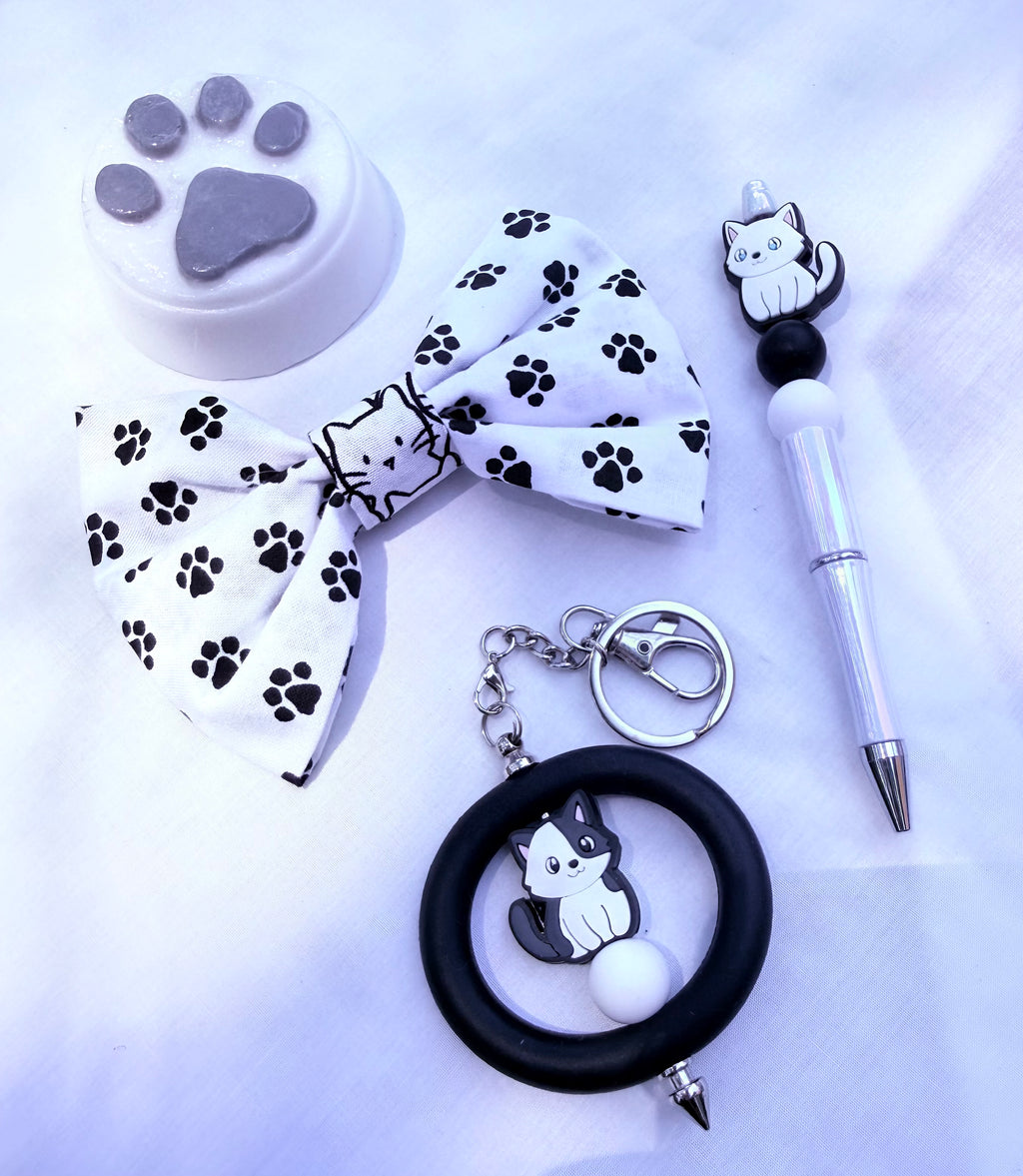 The Cat Signature Bows