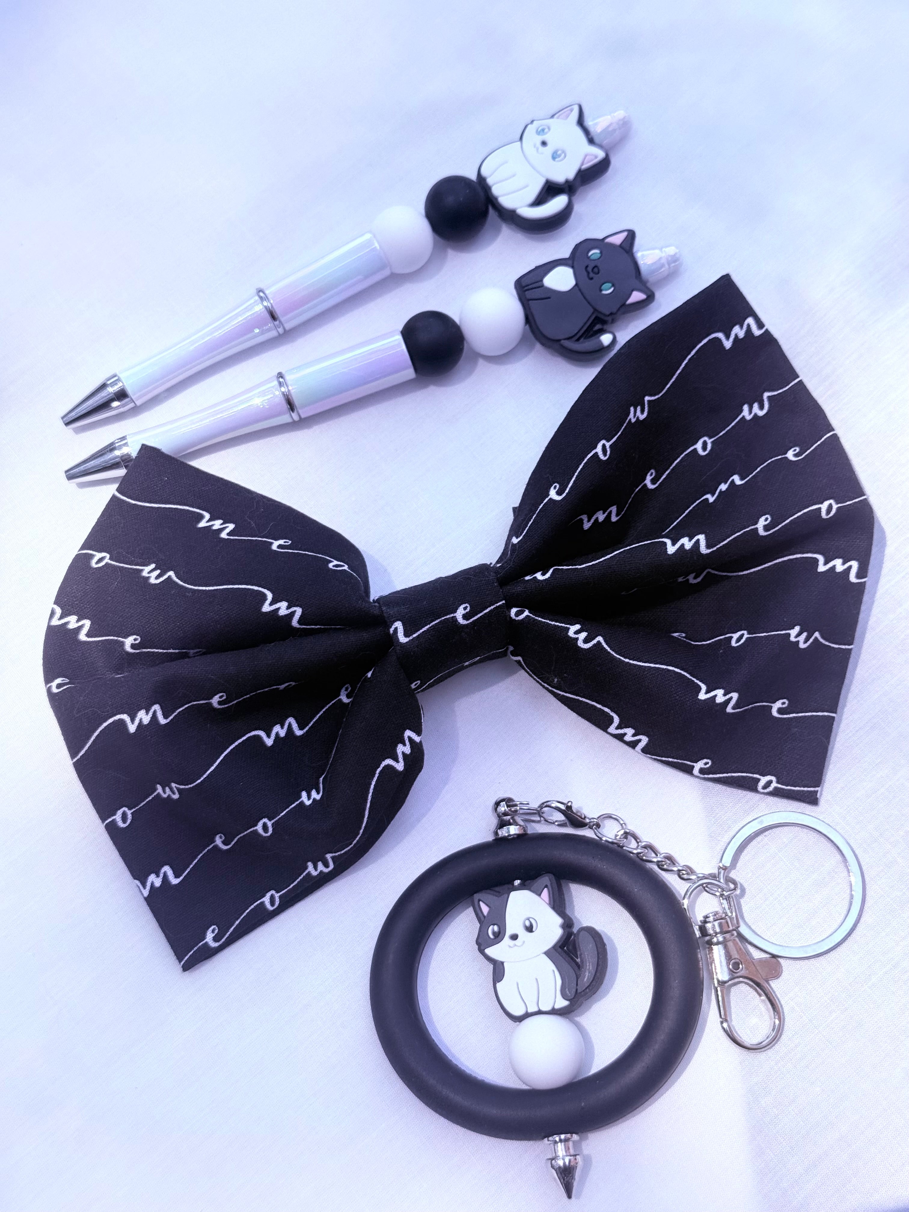 The Cat Signature Bows