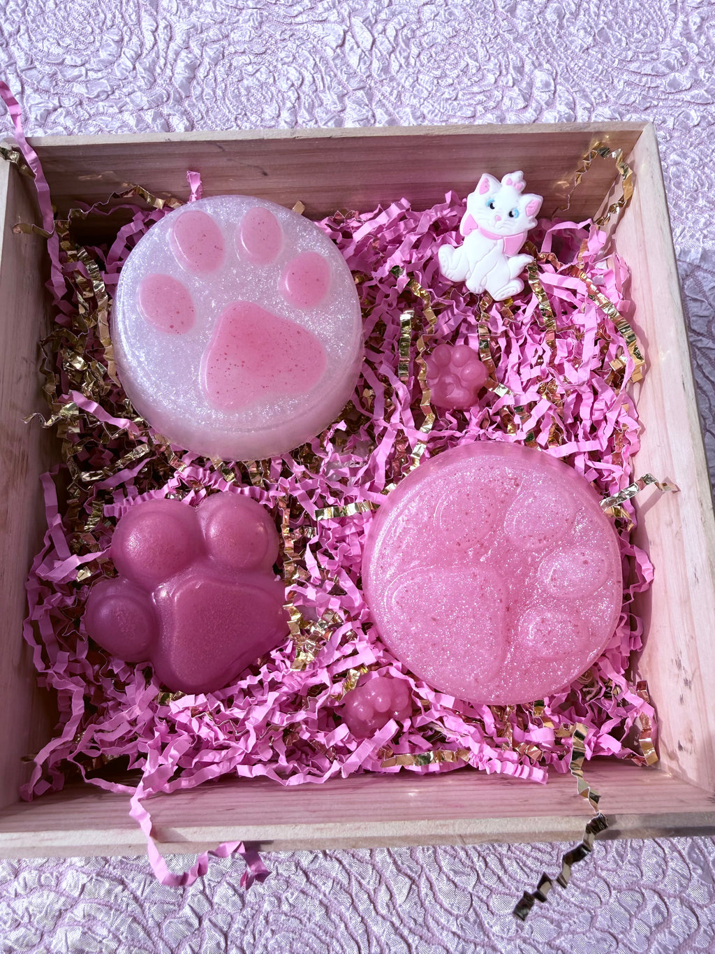 Marie’s Rosy Paws Gift Box