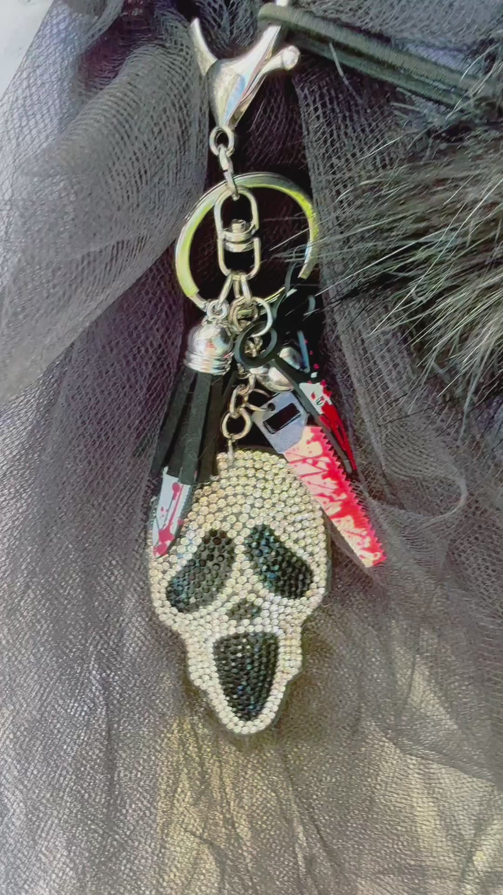 Ghostface Keychain 🖤🔪🩸