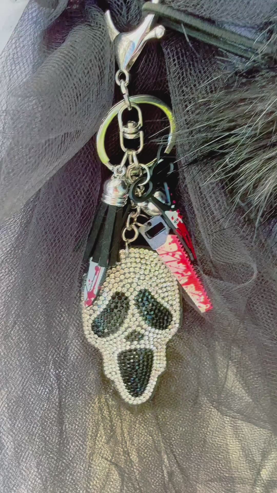 Ghostface Keychain 🖤🔪🩸