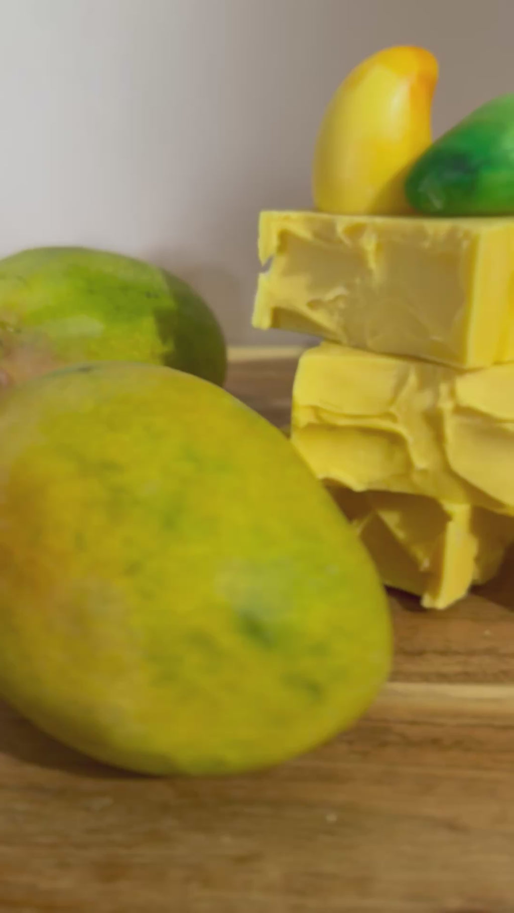 Mango Essence Luxe